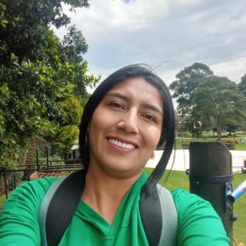 Babysitter in Bogotá: Adela