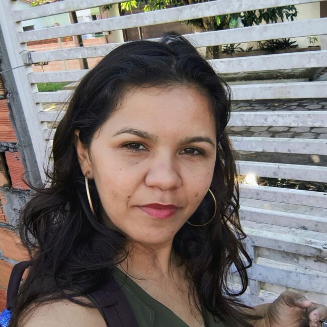 Babysitter in Marituba: Louise