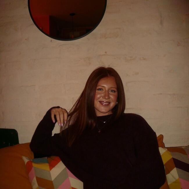 Babysitter in Frankfurt am Main: Mia