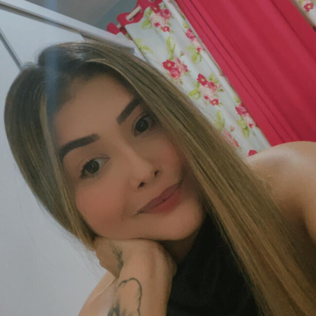 Babysitter in Betim: Franciele Xavier