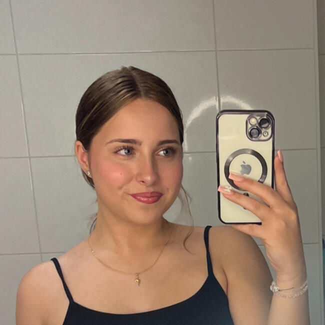 Babysitter in Essen: Lina