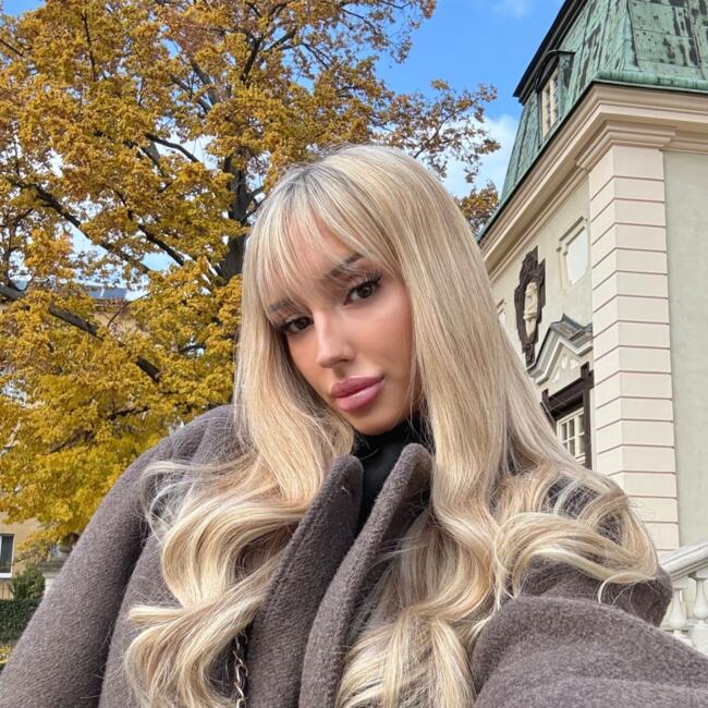 Praca dla opiekunki do dziecka w Pogwizdów Nowy: Julia