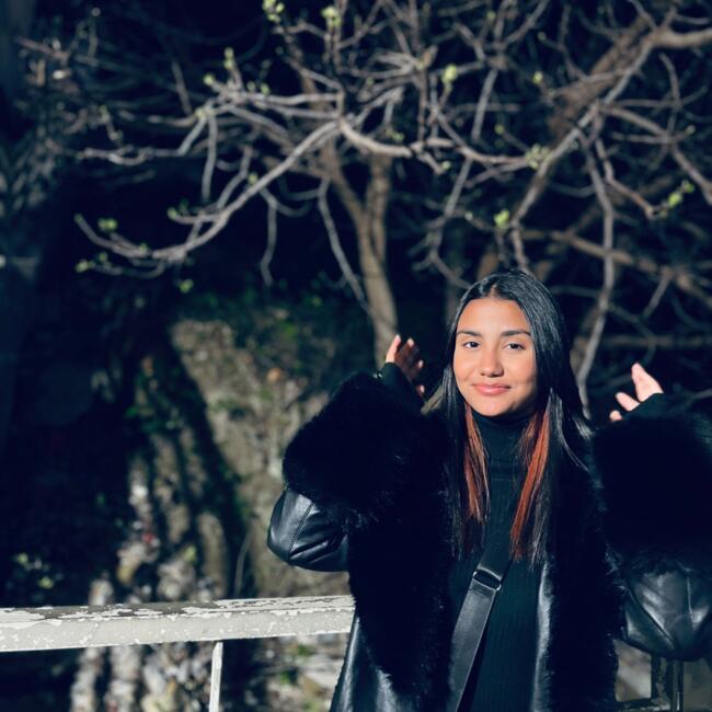 Babysitter in Tanger: Aya