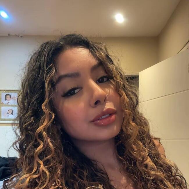 Babysitter in Porto Alegre: Amanda