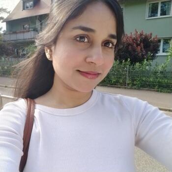 Babysitter Essen: Shreya