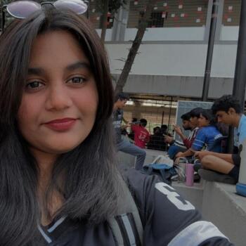 बेबीसिटर बम्बई: Melfia