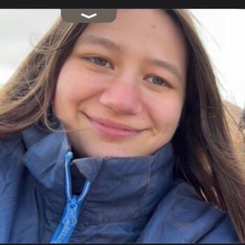 Babysitter in Olney: Molly