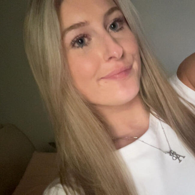 Babysitter in Poulton-le-Fylde: Ava