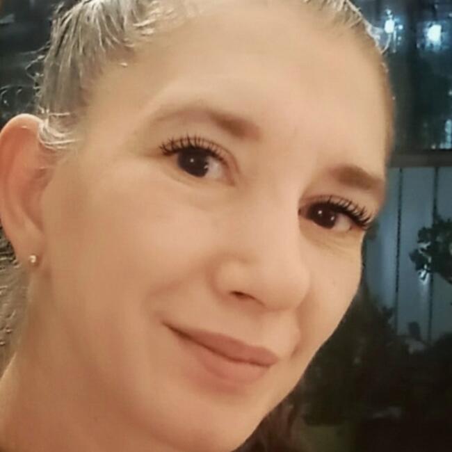 Niñera en Tapiales: Laura