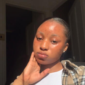 Babysitter in Dagenham: Nathania