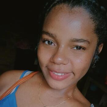 Babá em São Luís: Manuele