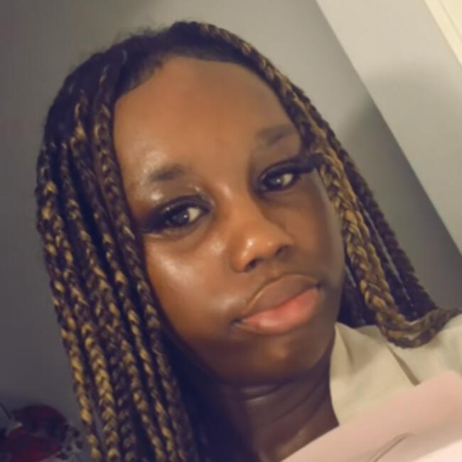 Babysitter in Charleroi: Maelys