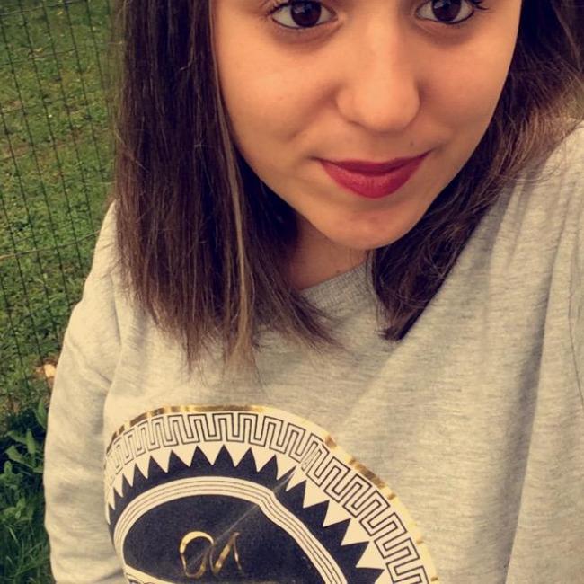 Babysitter in Vineuil: Léa