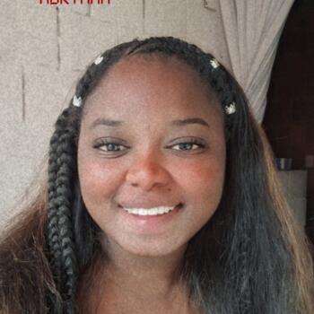 Babysitter in Santiago de Cali: Adriana