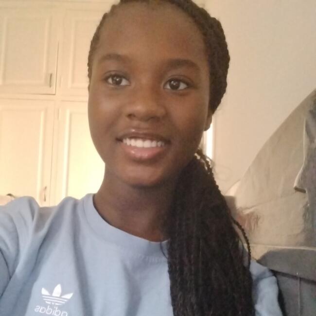 Babysitter in Les Almadies: Aichata