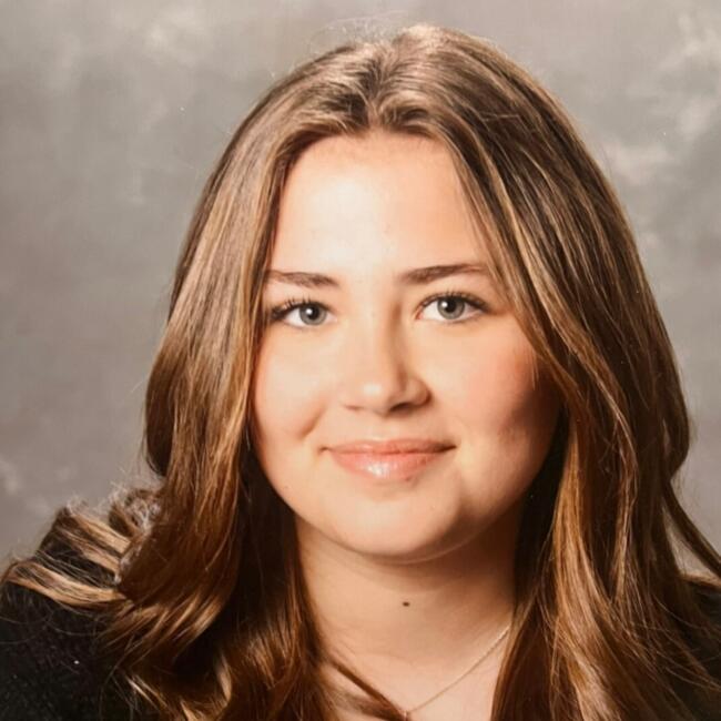 Babysitter in Saugnacq: Pauline