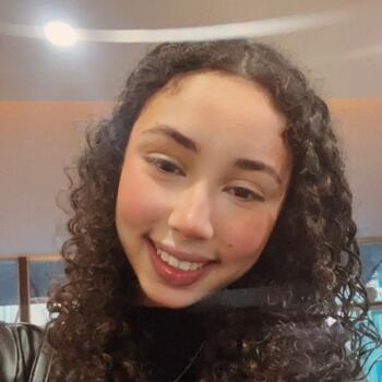 Babysitter in São José dos Campos: Nathalie