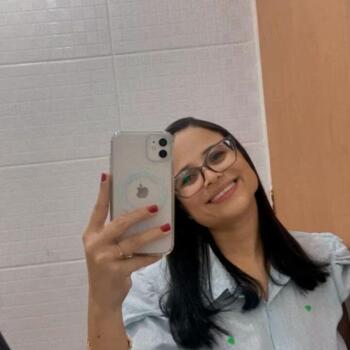 Babá em Luziânia: Jaíne
