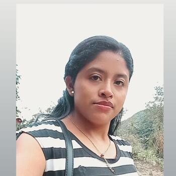 Babysitter in San Miguelito: Larixa