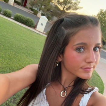 Babysitter in Mesa: Finley