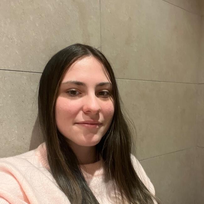 Babysitter in Cesson: Emma