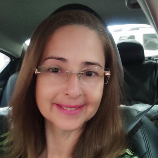 Babá em Cuiabá: Marli