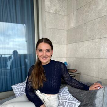 Babysitting job in Isernhagen-Süd: babysitting job Marie