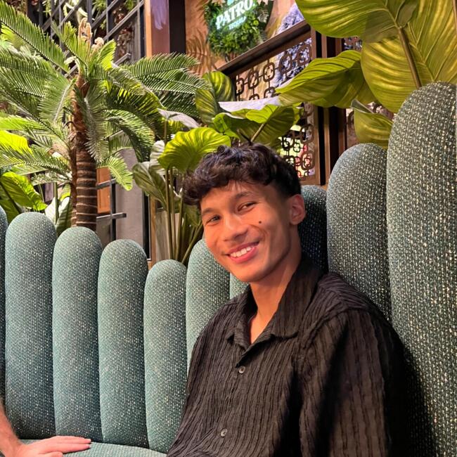 Babysitter in Weyersheim: Krittin