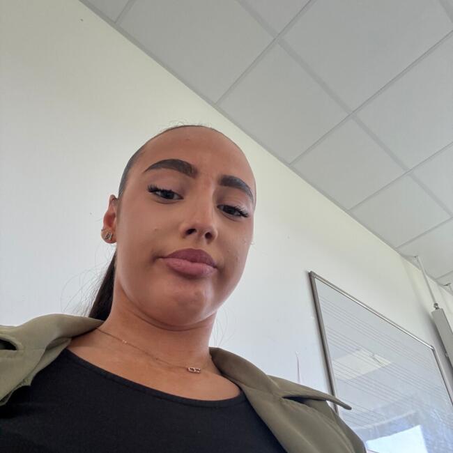Babysitter in Quincy-sous-Sénart: Anais