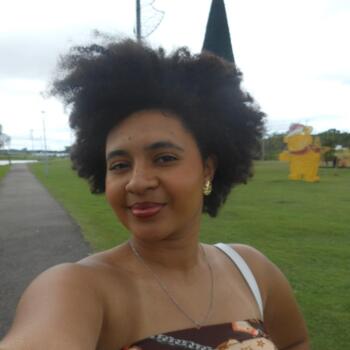 Babá Curitiba: Emilly