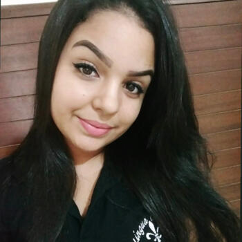 Babysitter Goiânia: Laura