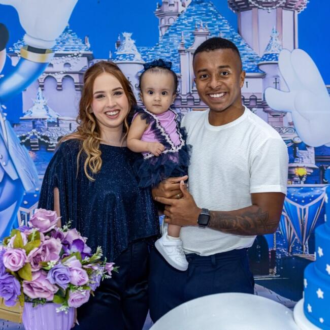 Emprego de babá em Praia Grande: Jullya