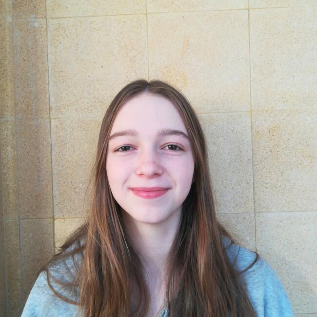 Babysitter em Coimbra: Jessica