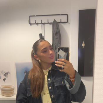 Babysitter in Toulouse: Carla