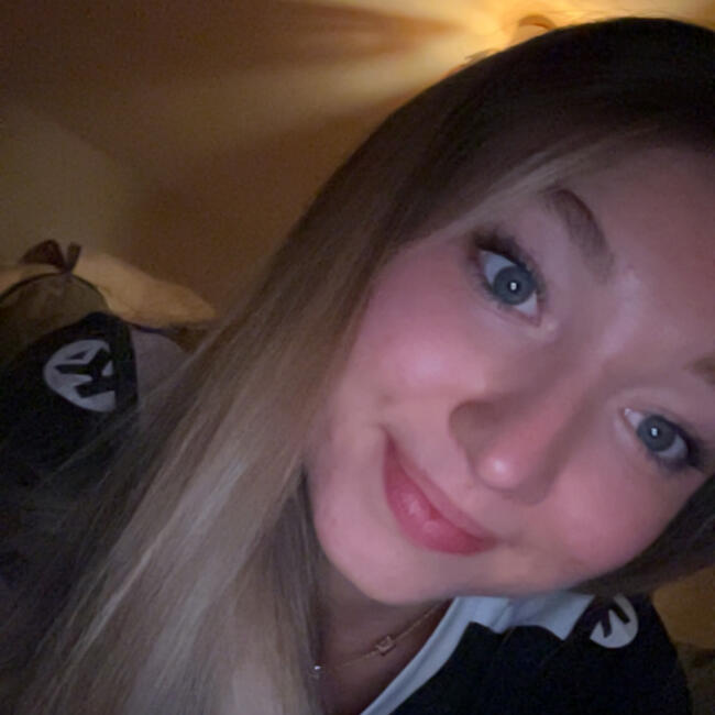 Babysitter in Chalezeule: Neuville