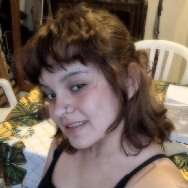 Babá em Florianópolis: Mônica