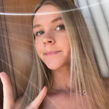 Babysitter in Hastings: Tay