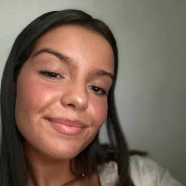 Babysitter in Paris: Melinda