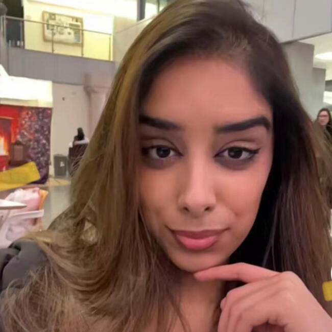 Babysitter in Bradford: Laiba