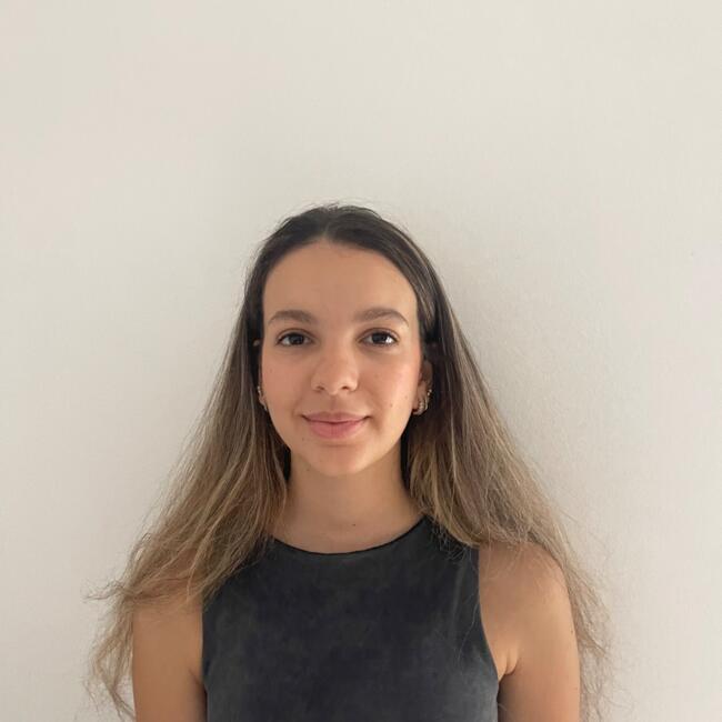 Baby-sitter in Montréal: Yasmine