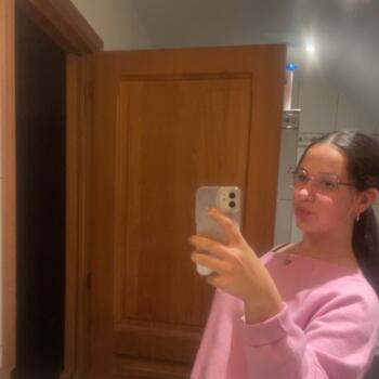 Babysitter in Alken: Anaïs