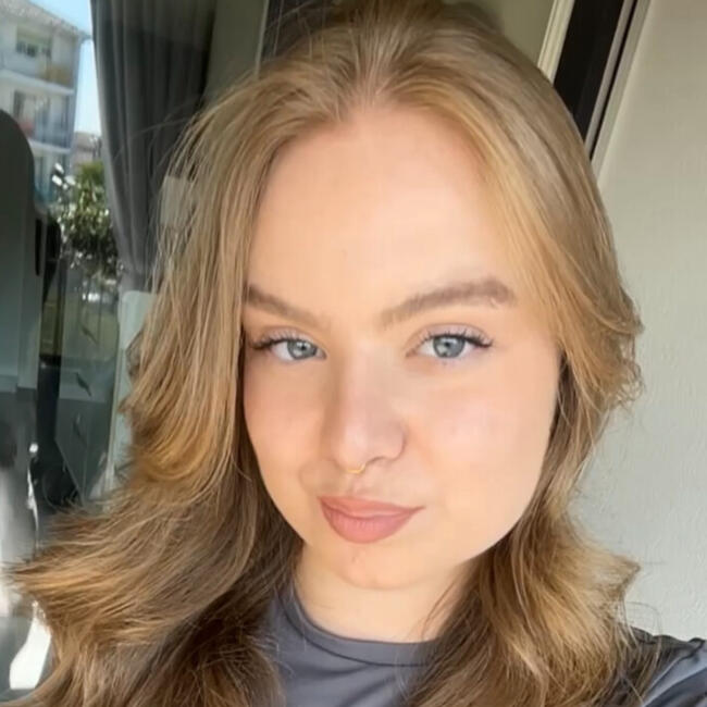 Babysitter in Yverdon-les-Bains: Angélique