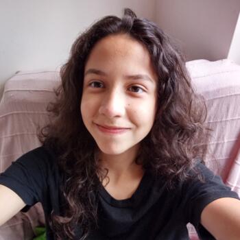 Babysitter in Coimbra: Isadora