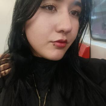 Babá em Brasília: Thays