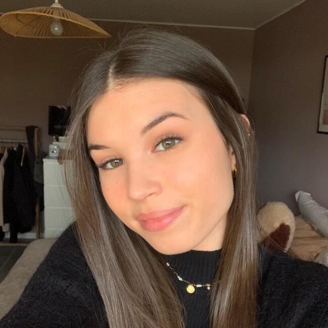 Babysitter in La Grigonnais: Elsa