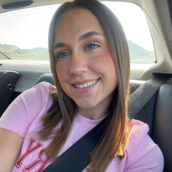 Babysitter in Torres de Segre: Bruna