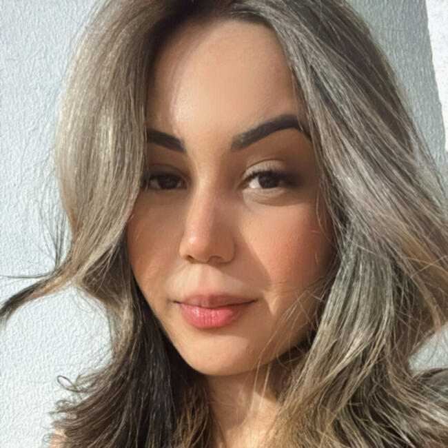 Emprego de babá em São Paulo: Gysmaira