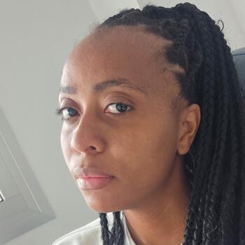 Trabajo de canguro en Valdemoro: trabajo de canguro Carole sandrine