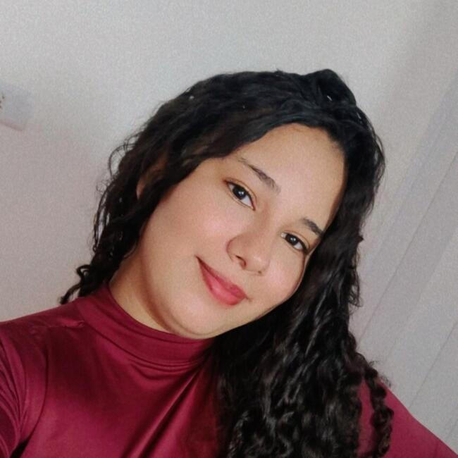 Babysitter in São Paulo: Larissa
