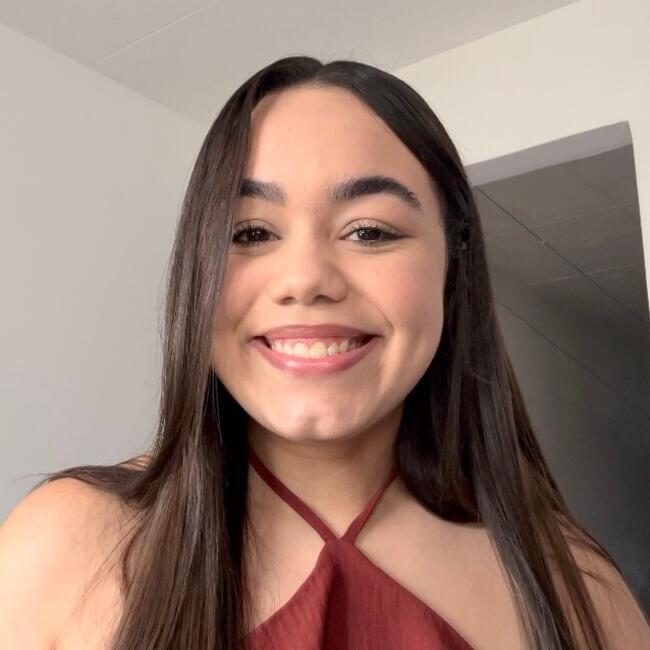 Babysitter in Caruaru: Juliana